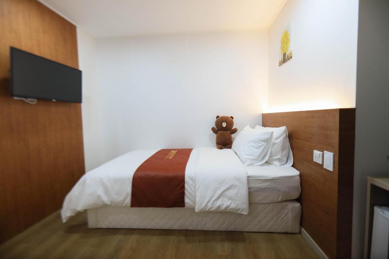 Calistar Hotel Seoul Exterior photo