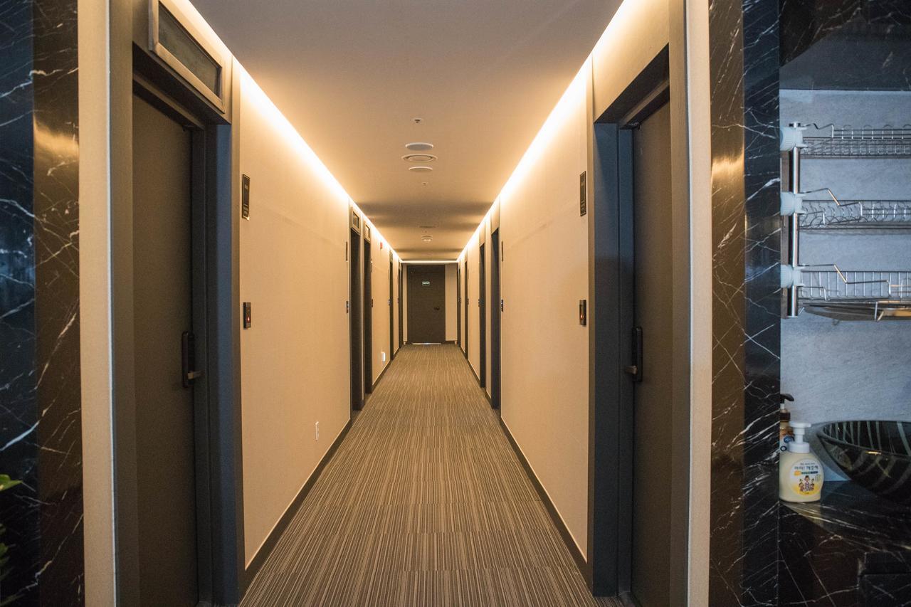 Calistar Hotel Seoul Exterior photo