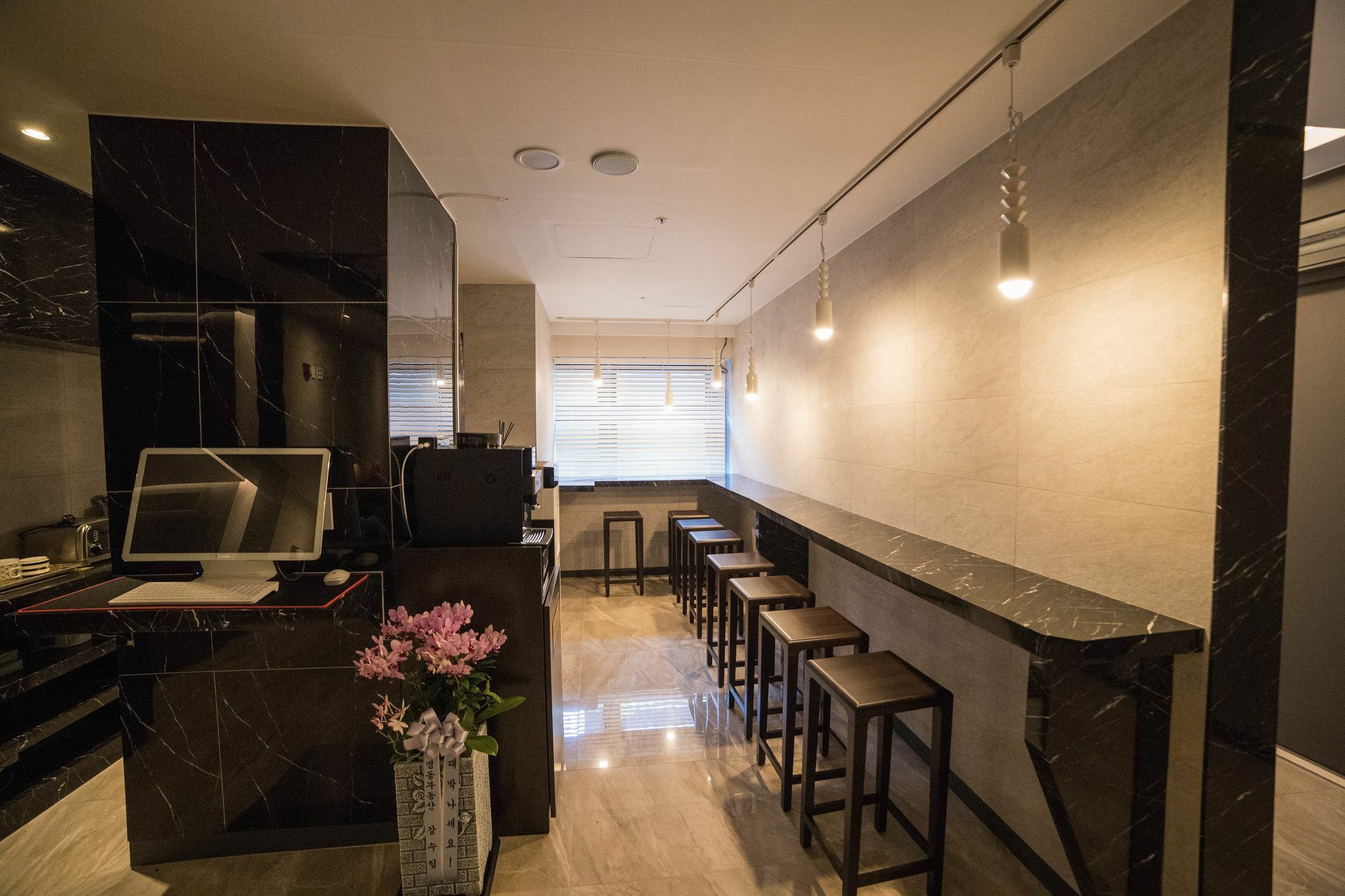 Calistar Hotel Seoul Exterior photo